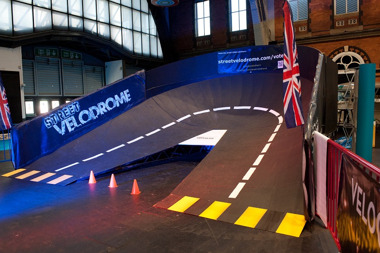 Velodrome Ramp Rack STREET VELODROME – King Ramps